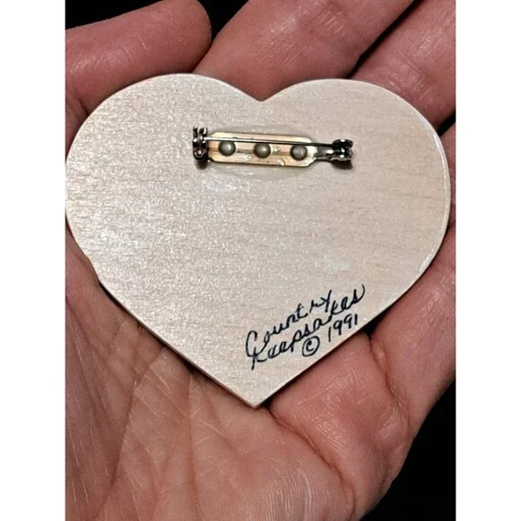 Vintage Patriotic Red White Blue Pins & Red Wing Shoe Charm - Picture 6 of 6